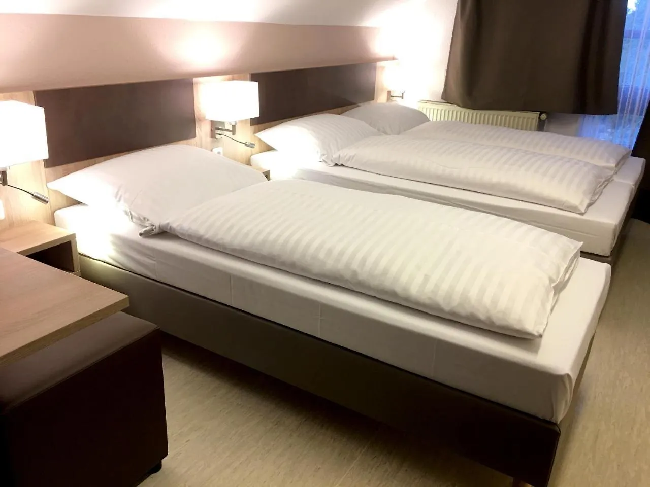 Barsbuttel Hana Aparthotel 2*,
