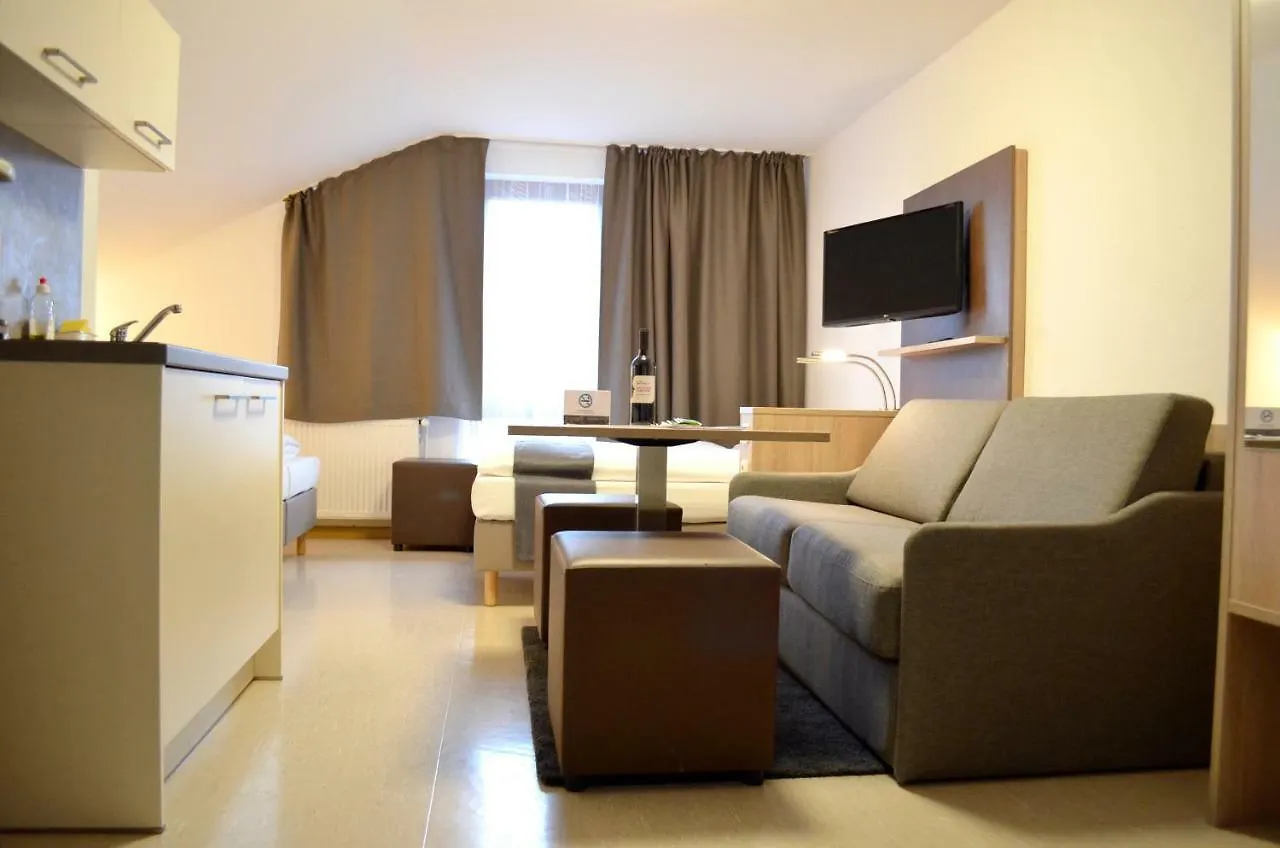 מלון Barsbuttel Hana Aparthotel