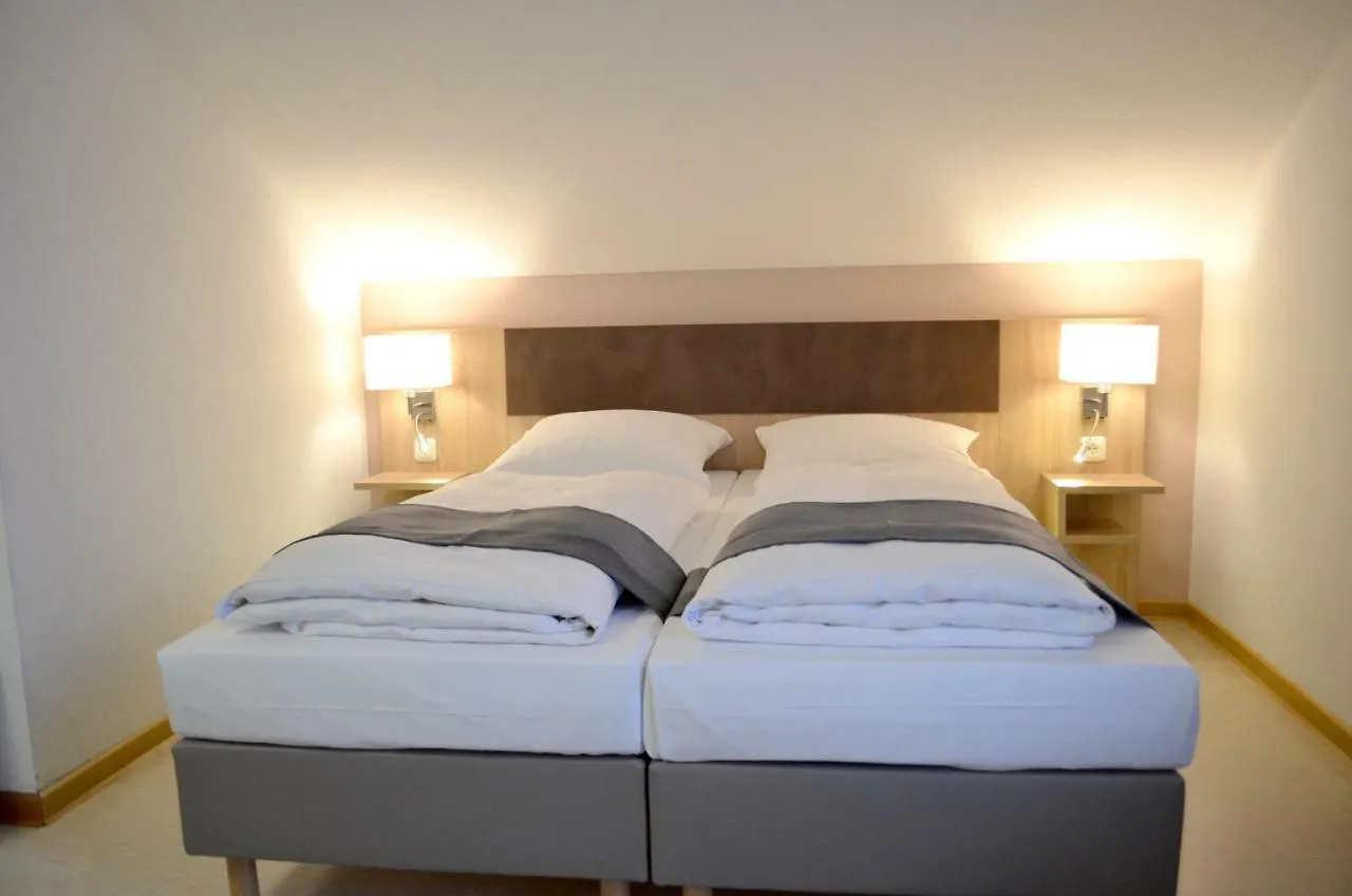 Barsbuttel Hana Aparthotel 2*,  גרמניה