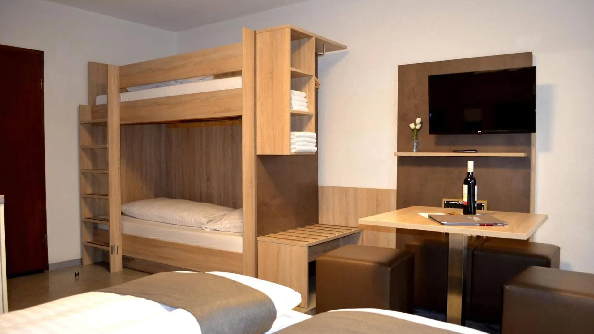 Hana Aparthotel Barsbuttel