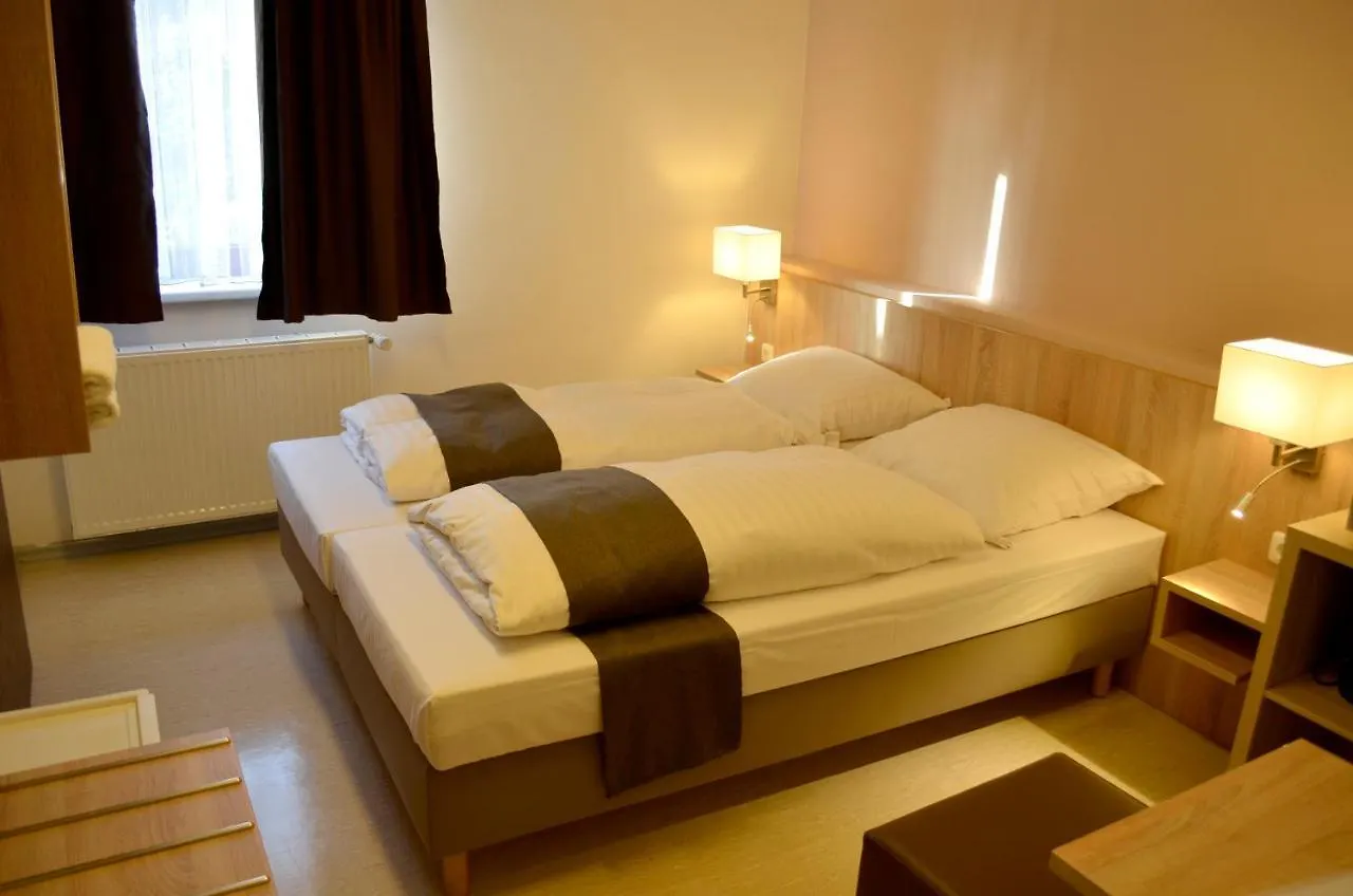 Hana Aparthotel Barsbuttel Hotel